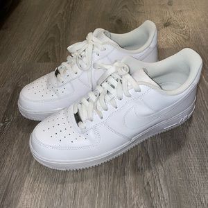 Nike Men's Air Force 1 07